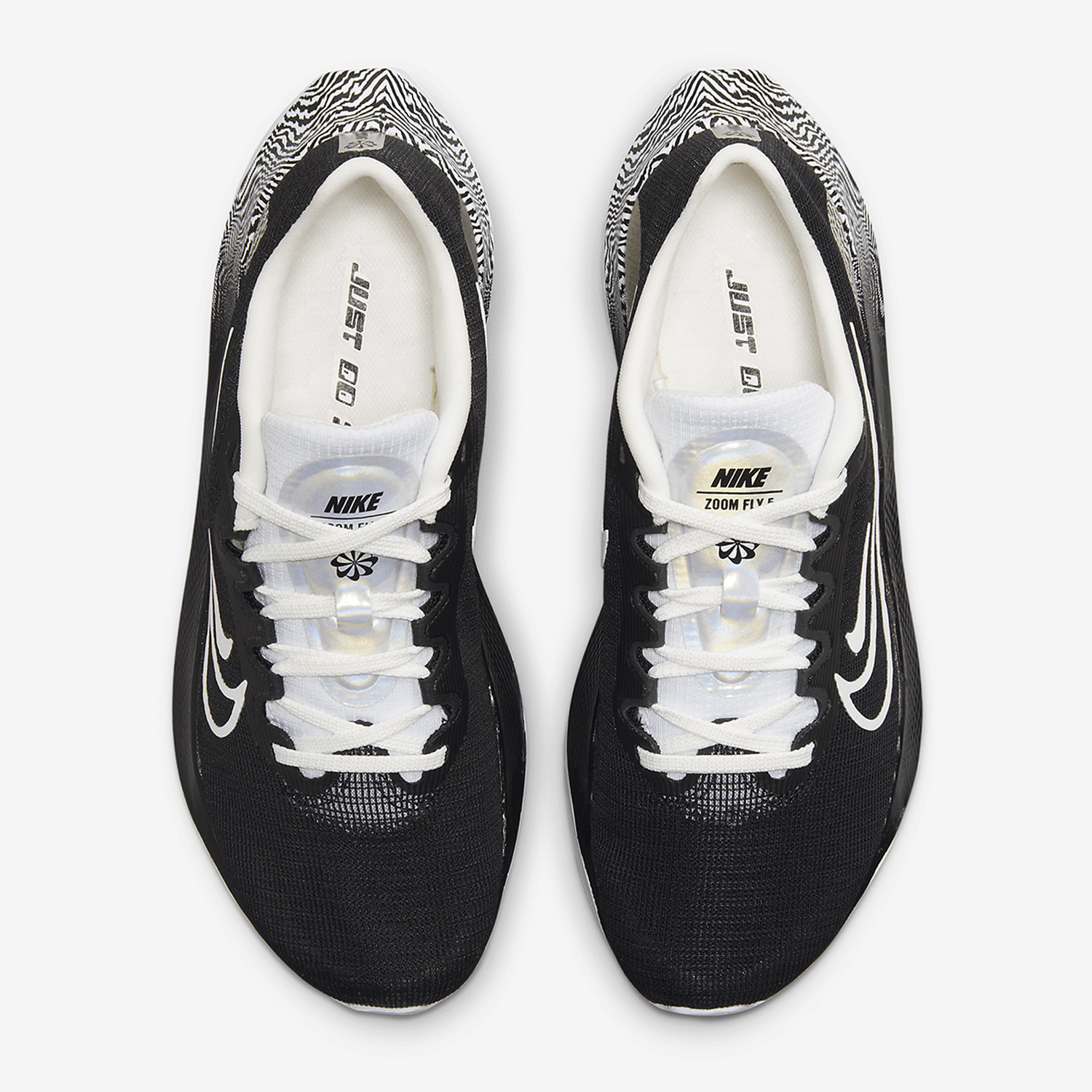 รองเท้าวิ่งแบบมีเบาะระบายอากาศ - Nike Shoes Zoom Fly 5 บทวิจารณ์และราคา